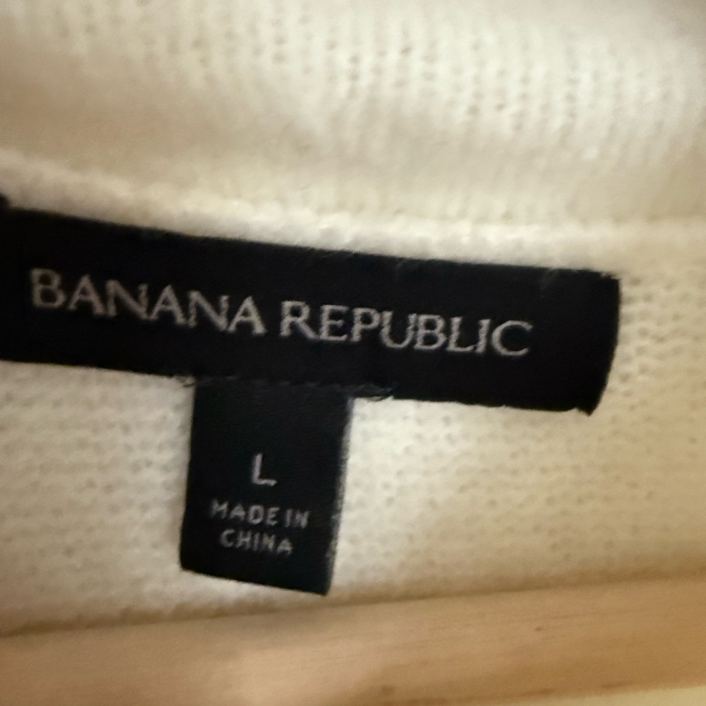Banana Republic Funnel Neck Cozy Cream Turtleneck Sweater Size L - Picture 7 of 8